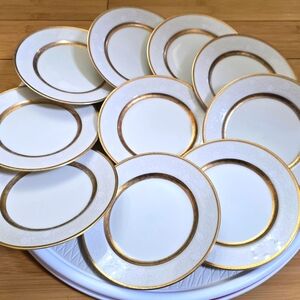 8 Mikasa Fine China Antique Lace White with Gold Trim 6.5" Bread Plates